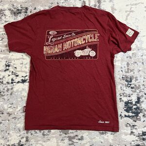 INDIAN Motorcycle Men's Legend Lives On T-Shirt Sz Medium Genuine Pocket